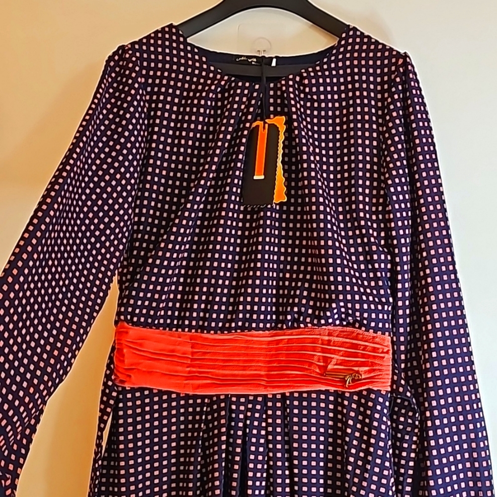 Beautiful maxi dress. Please read description